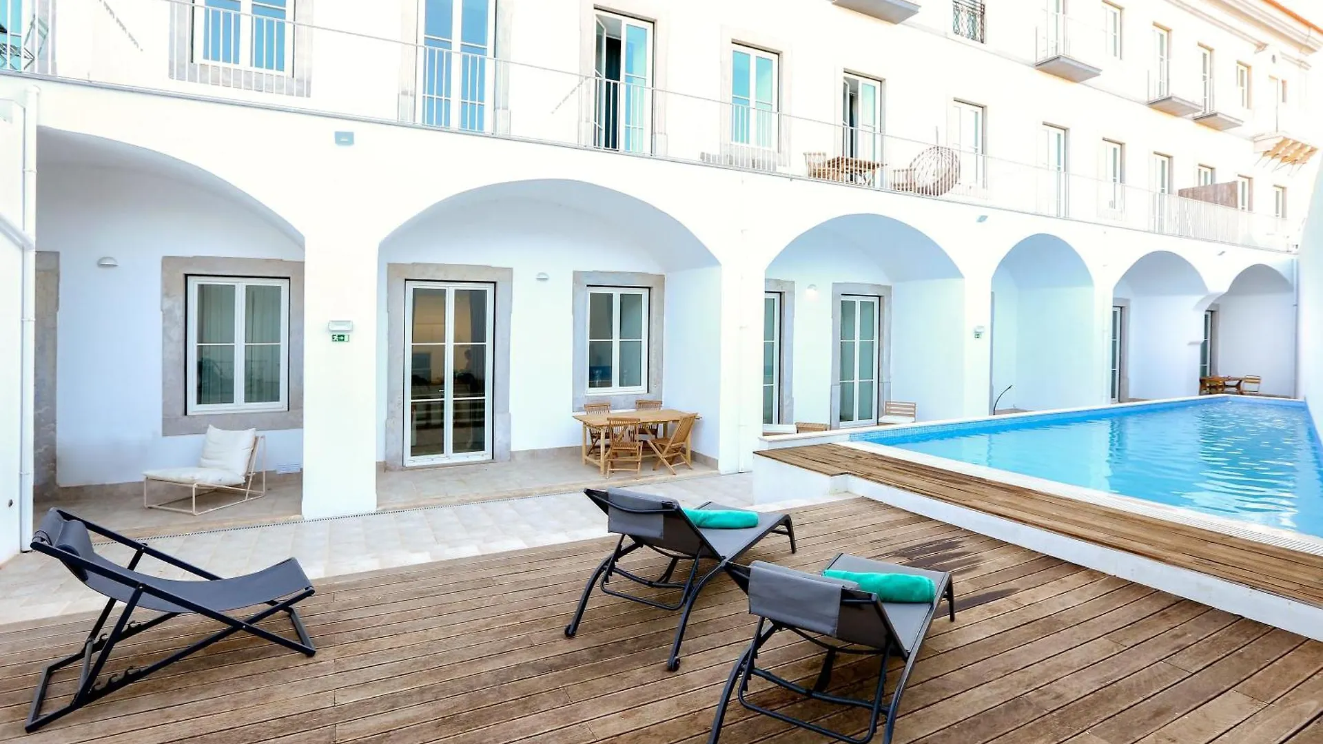 Beach Waves Apartment Faro 0*,